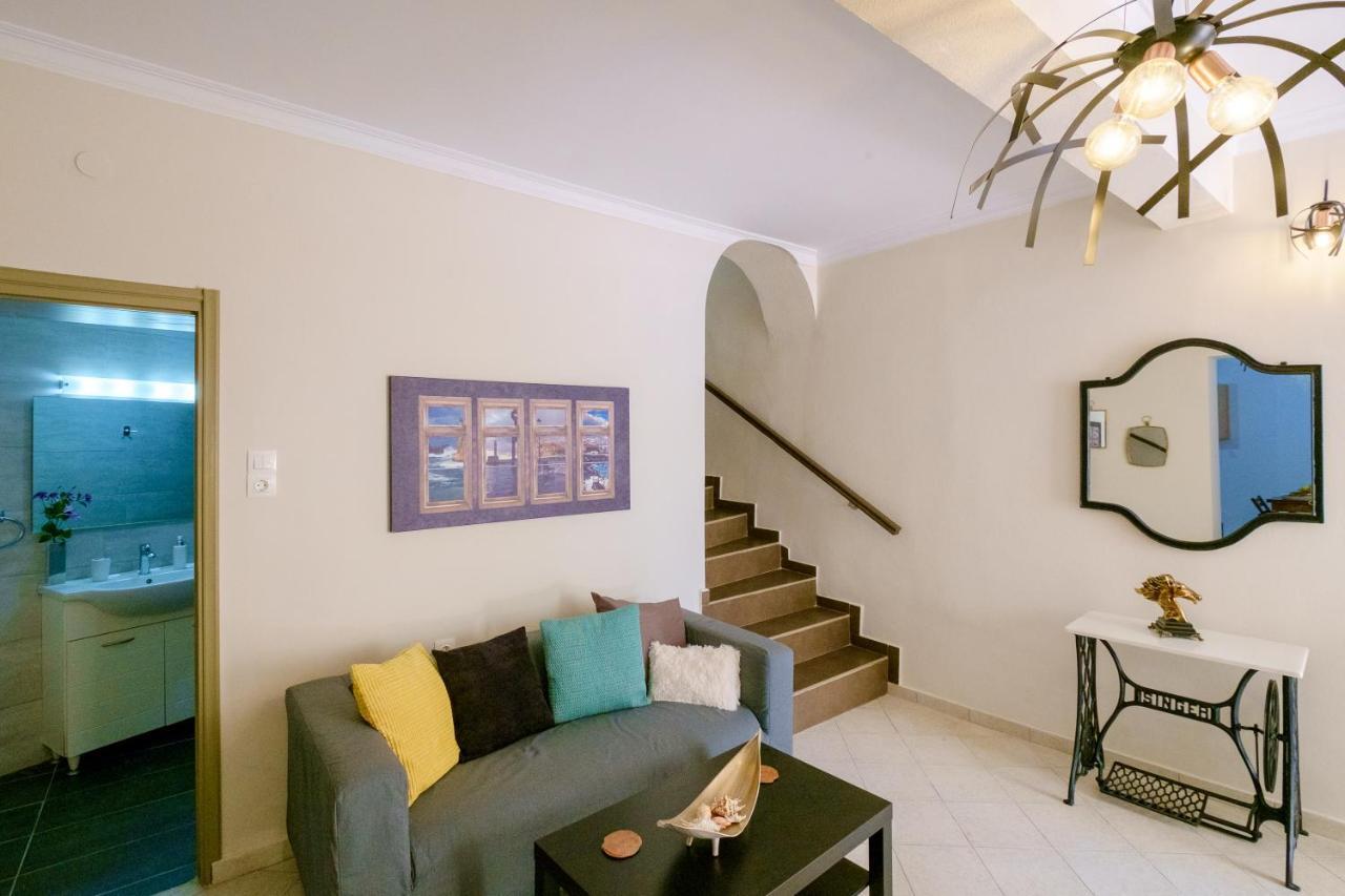 Home With Courtyard In Beating Heart Of Old Town! La Canea Esterno foto