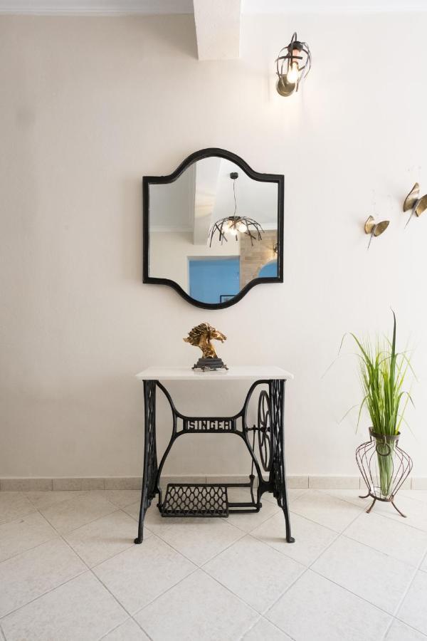 Home With Courtyard In Beating Heart Of Old Town! La Canea Esterno foto