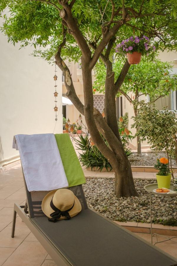 Home With Courtyard In Beating Heart Of Old Town! La Canea Esterno foto
